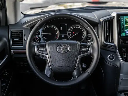 Toyota Land Cruiser 2017 года за 29 900 000 тг. в Астана – фото 19