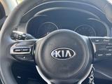 Kia Rio X-Line 2018 года за 6 500 000 тг. в Караганда – фото 2