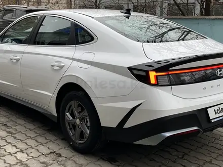 Hyundai Sonata 2024 года за 15 500 000 тг. в Алматы – фото 3