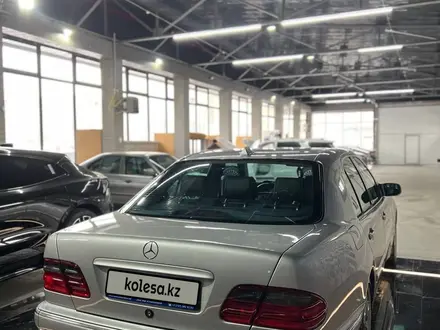 Mercedes-Benz E 280 2000 года за 5 500 000 тг. в Шымкент – фото 8