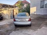 Audi A4 1996 года за 2 100 000 тг. в Алматы – фото 4