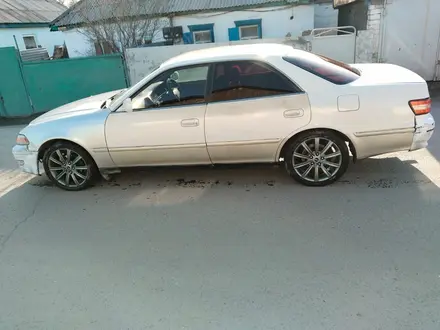 Toyota Mark II 1996 года за 2 100 000 тг. в Семей – фото 2