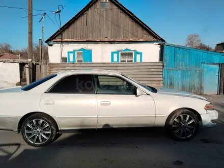 Toyota Mark II 1996 года за 2 100 000 тг. в Семей – фото 3