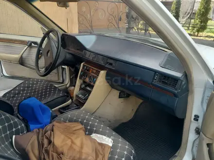 Mercedes-Benz E 230 1989 года за 550 000 тг. в Шымкент – фото 5
