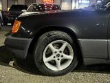 Mercedes-Benz E 230 1993 годаүшін1 800 000 тг. в Астана