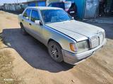 Mercedes-Benz E 260 1990 годаүшін1 400 000 тг. в Караганда – фото 4