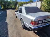 Mercedes-Benz E 260 1990 года за 1 300 000 тг. в Караганда