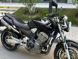 Honda  CB 900F (Hornet) 2003 года за 3 000 000 тг. в Астана