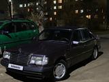Mercedes-Benz E 260 1992 годаүшін1 400 000 тг. в Актобе