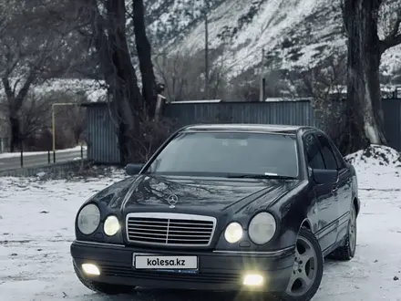 Mercedes-Benz E 320 1998 года за 3 500 000 тг. в Алматы – фото 5