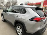 Toyota RAV4 2020 года за 14 900 000 тг. в Алматы