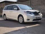 Toyota Sienna 2017 годаүшін19 000 000 тг. в Сарыагаш