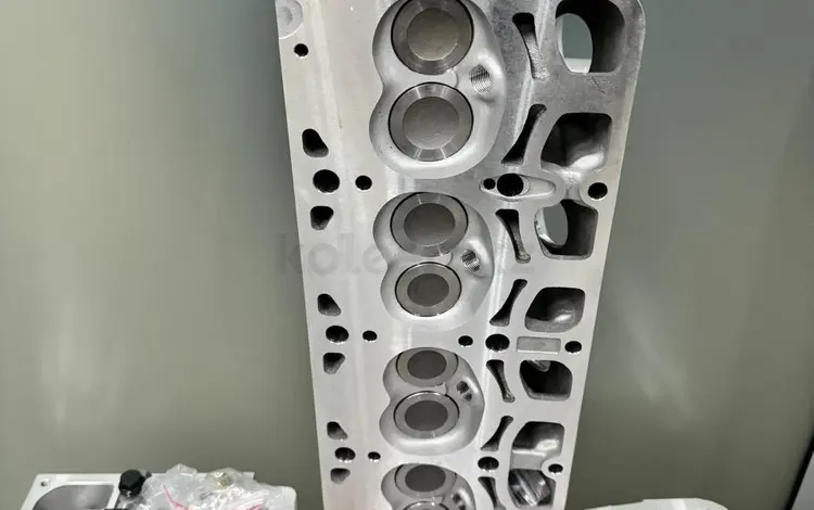 ГБЦ новая Toyota Hiace 2.2 4Y-FE карбюратор 2TR-FE 2AZ-FE за 140 000 тг. в Астана