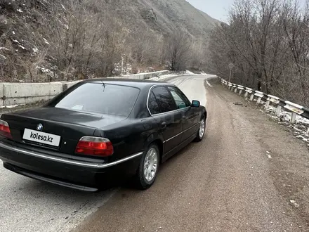 BMW 728 1998 года за 3 100 000 тг. в Алматы – фото 2