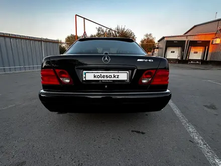 Mercedes-Benz E 320 1997 года за 3 799 999 тг. в Алматы – фото 12