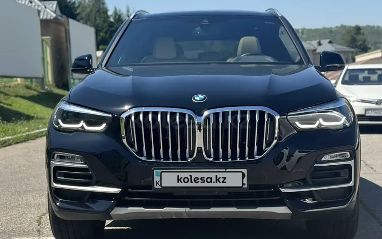 BMW X5 2021 года за 40 500 000 тг. в Алматы
