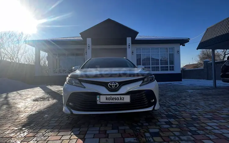 Toyota Camry 2019 года за 13 000 000 тг. в Талдыкорган