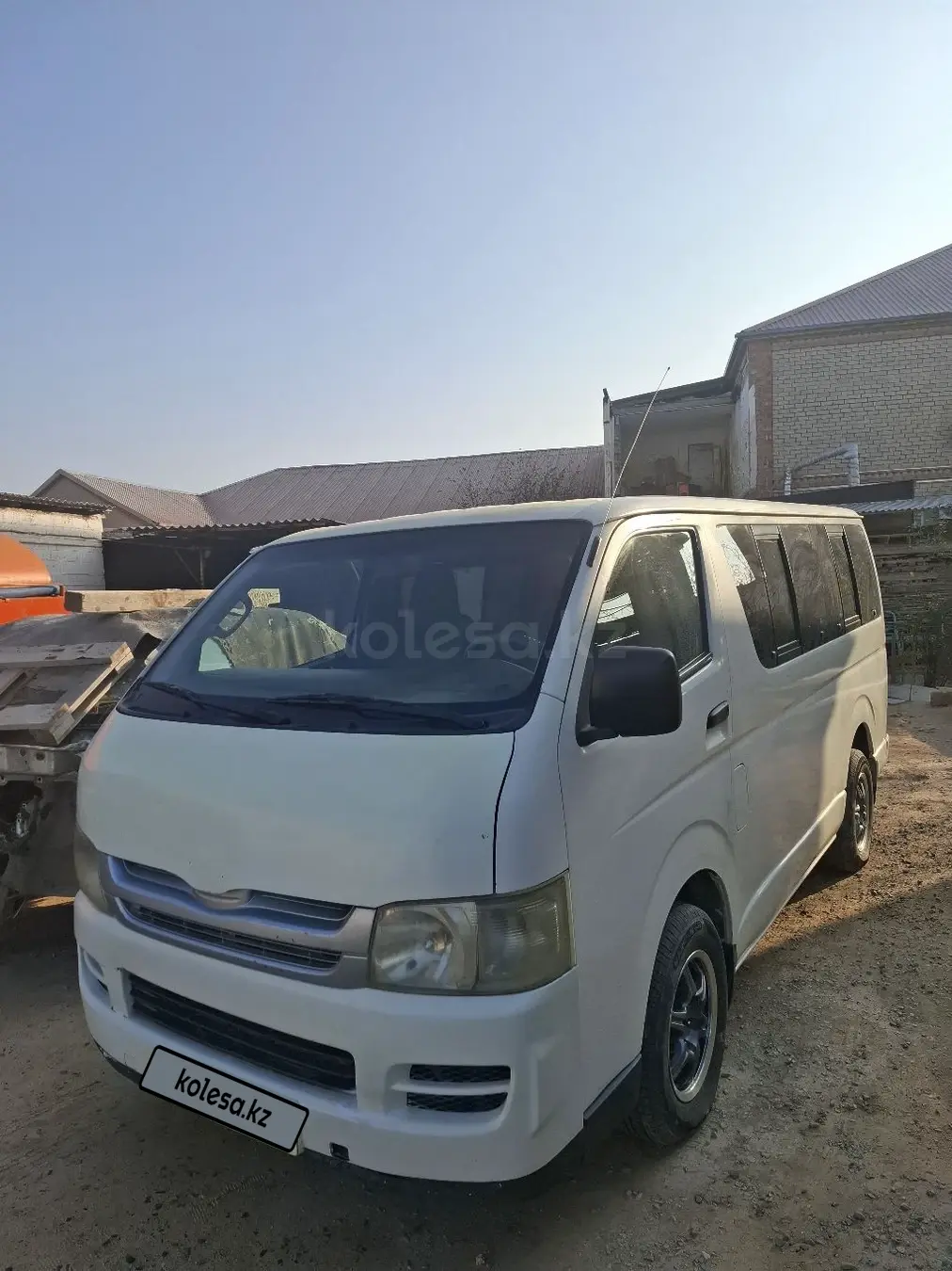 Toyota HiAce, 2009