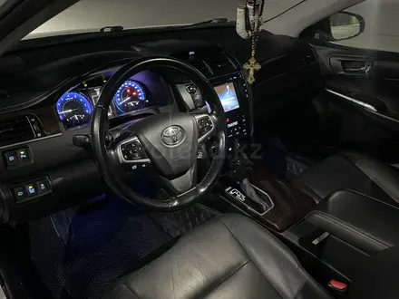 Toyota Camry 2015 года за 12 950 000 тг. в Караганда – фото 13