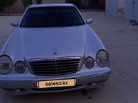 Mercedes-Benz E 320 2000 годаfor5 000 000 тг. в Жанаозен