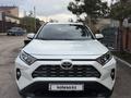 Toyota RAV4 2021 года за 13 500 000 тг. в Караганда