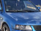 Volkswagen Passat 1997 годаүшін1 950 000 тг. в Атырау – фото 2