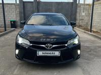 Toyota Camry 2017 года за 9 800 000 тг. в Шымкент