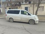 Toyota Alphard 2004 года за 6 500 000 тг. в Жанаозен – фото 2