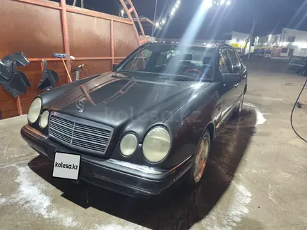 Mercedes-Benz E 280 1996 года за 1 600 000 тг. в Алматы – фото 5