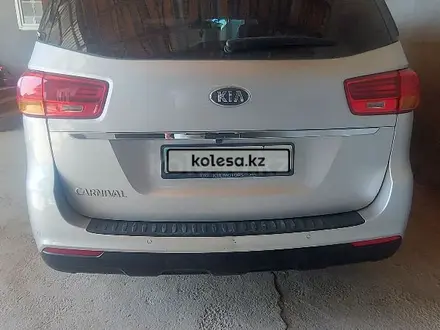 Kia Carnival 2019 года за 12 000 000 тг. в Шымкент – фото 2
