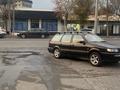 Volkswagen Passat 1995 годаfor2 400 000 тг. в Шымкент