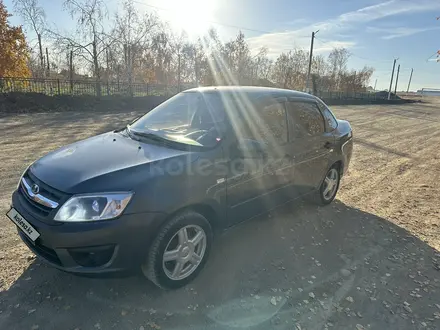 ВАЗ (Lada) Granta 2190 2015 года за 2 550 000 тг. в Атбасар – фото 2