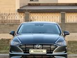 Hyundai Sonata 2022 годаүшін13 500 000 тг. в Астана – фото 3