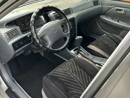 Toyota Camry 2000 года за 3 400 000 тг. в Астана – фото 9