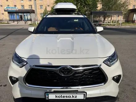 Toyota Highlander 2021 года за 31 850 000 тг. в Астана
