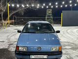 Volkswagen Passat 1992 годаfor950 000 тг. в Тараз