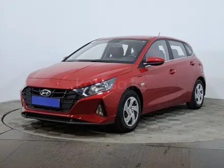 Hyundai i20 2023 года за 5 990 000 тг. в Астана