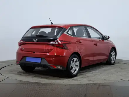 Hyundai i20 2023 года за 5 990 000 тг. в Астана – фото 5