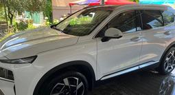 Hyundai Santa Fe 2023 годаfor21 500 000 тг. в Алматы – фото 2