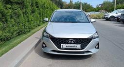 Hyundai Solaris 2023 годаүшін9 500 000 тг. в Актобе – фото 2