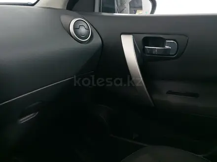 Nissan Qashqai 2011 года за 4 790 000 тг. в Шымкент – фото 17