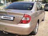 Toyota Camry 2004 года за 6 200 000 тг. в Актобе – фото 4