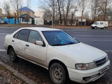 Nissan Sunny 1998 года за 750 000 тг. в Семей – фото 4