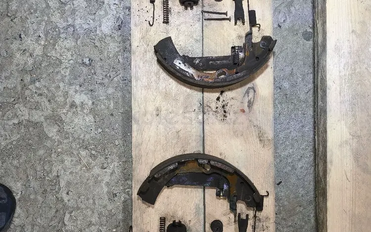 Механизм ручного тормоза ниссан за 35 000 тг. в Алматы