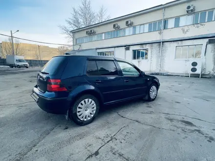 Volkswagen Golf 2003 года за 2 500 000 тг. в Астана – фото 2