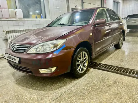 Toyota Camry 2003 года за 3 800 000 тг. в Астана – фото 18