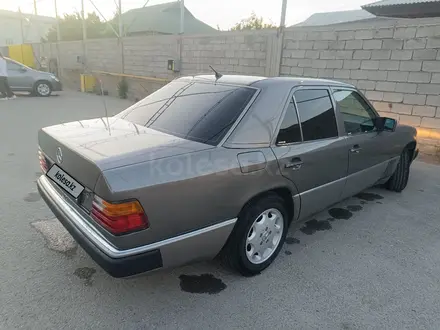 Mercedes-Benz E 200 1991 года за 2 100 000 тг. в Шымкент – фото 3