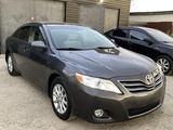 Toyota Camry 2011 года за 5 450 000 тг. в Атырау