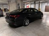 Toyota Avalon 2022 года за 20 800 000 тг. в Алматы – фото 4