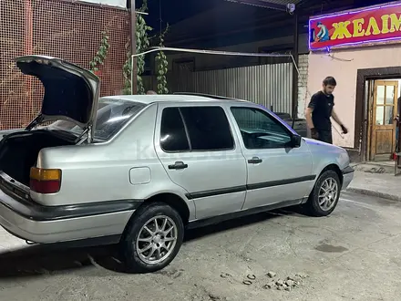 Volkswagen Vento 1993 года за 1 250 000 тг. в Тараз – фото 9